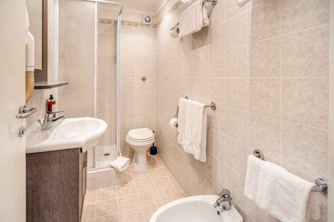 Hotel Mirti Roma Ngoại thất bức ảnh