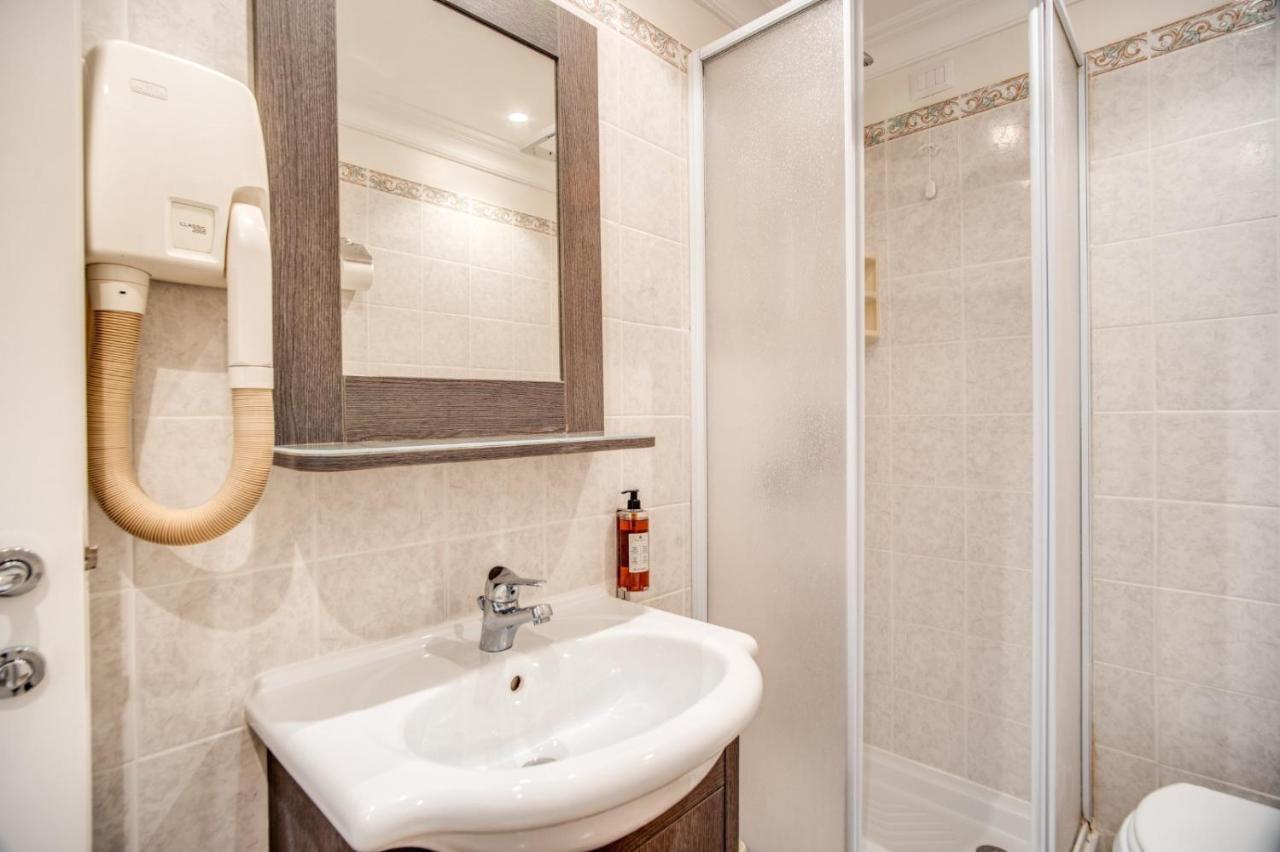 Hotel Mirti Roma Ngoại thất bức ảnh