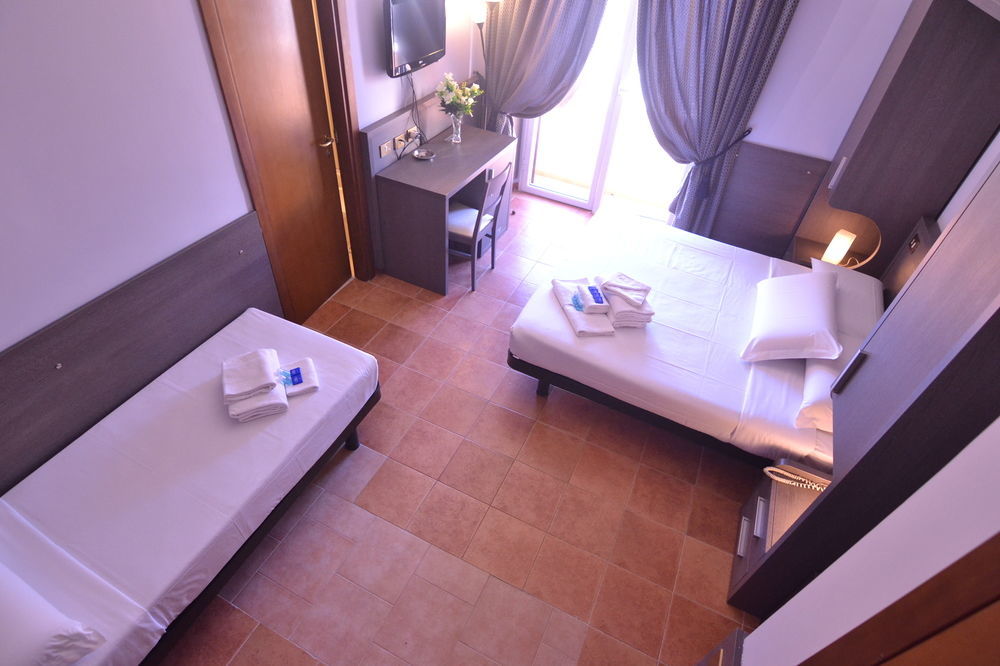 Hotel Mirti Roma Ngoại thất bức ảnh